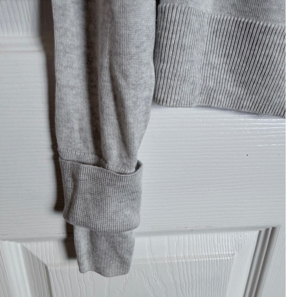 Athleta Gray Cardigan S/XS V Neck Button Front Minimalist Teacher Travel - Picture 10 of 10